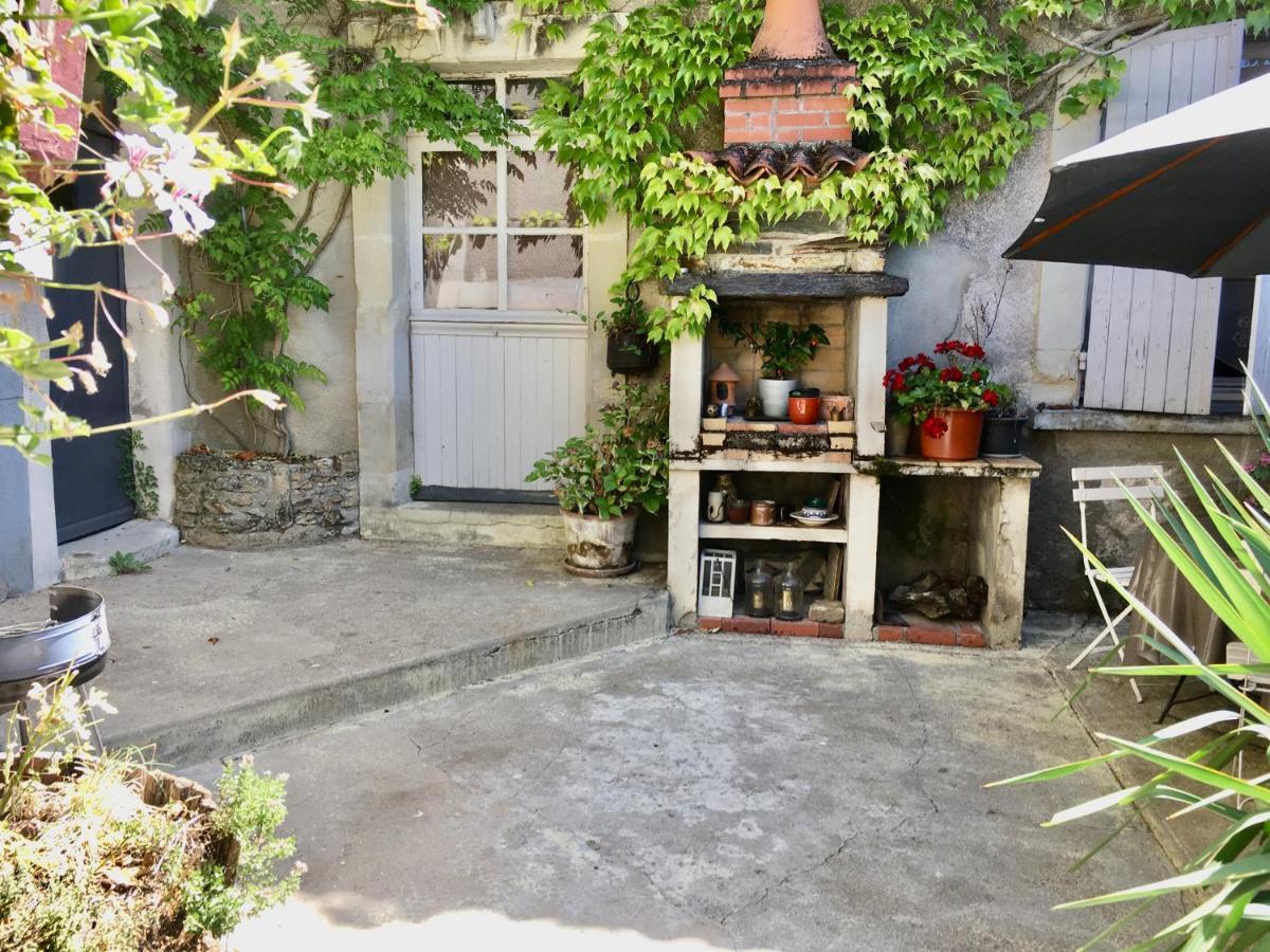La Maison Haute Tigné Exterior photo