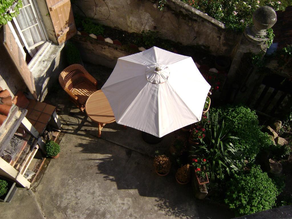 La Maison Haute Tigné Exterior photo